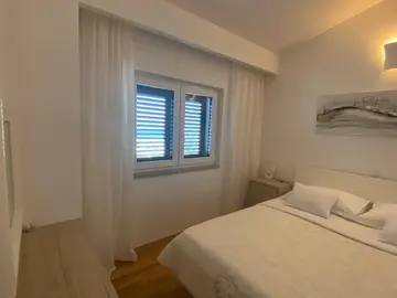 Modern Villa with Pool in Vinjerac for 6