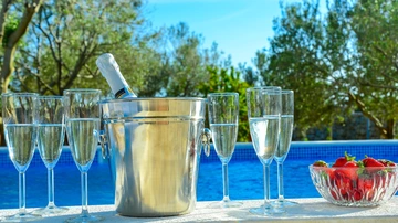 Modern Villa with Pool in Vinjerac for 6