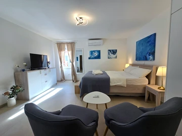 Rovinj Pedestrian Center Studio for 2