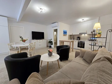 Rovinj 1-Bedroom Apartment for Up to 4 Guests