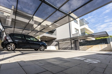 One-Bedroom Apartment in Pula with Parking