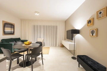 One-Bedroom Apartment in Pula with Parking