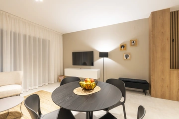 One-Bedroom Apartment in Pula with Parking