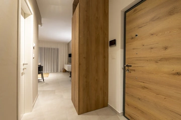 One-Bedroom Apartment in Pula with Parking