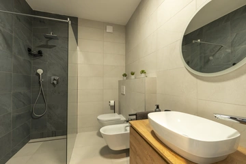 One-Bedroom Apartment in Pula with Parking