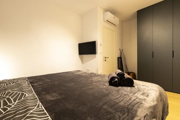 One-Bedroom Apartment in Pula with Parking