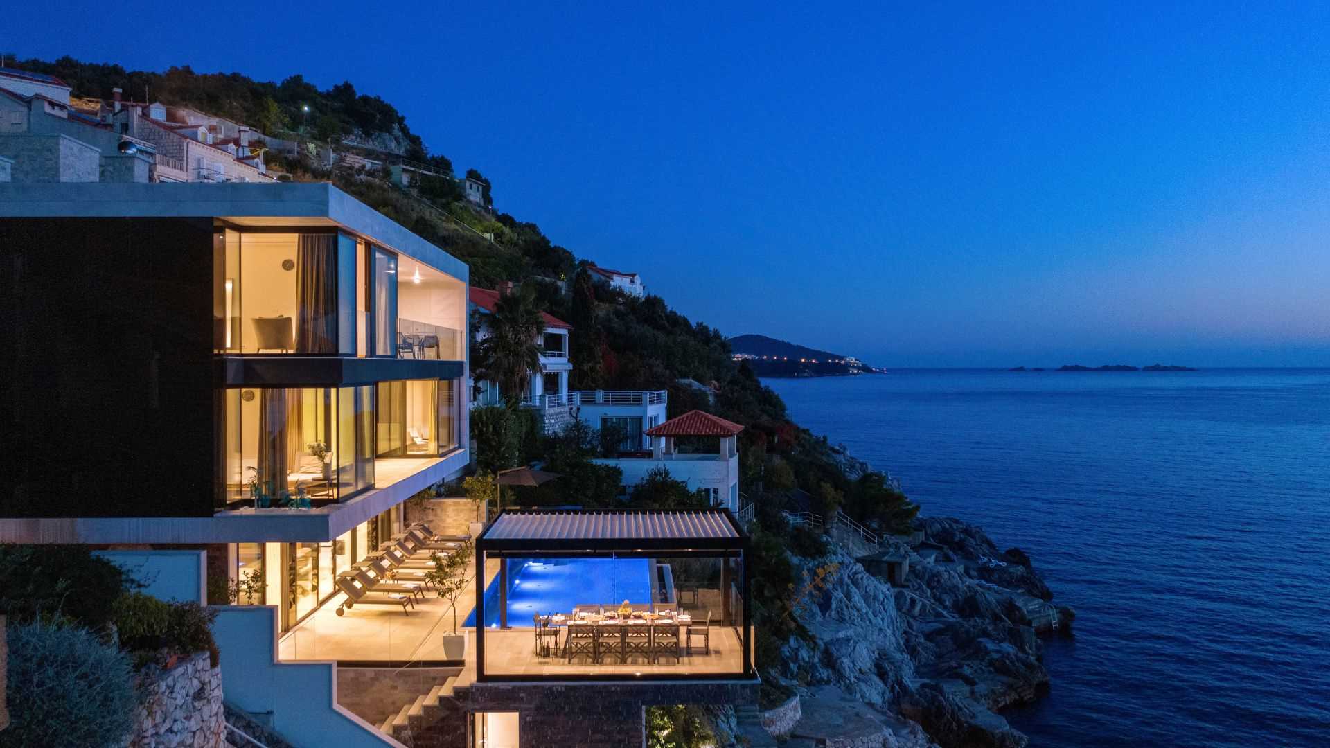 Image of Ultraluxury Villa Grand Oceania with Infinity Pool