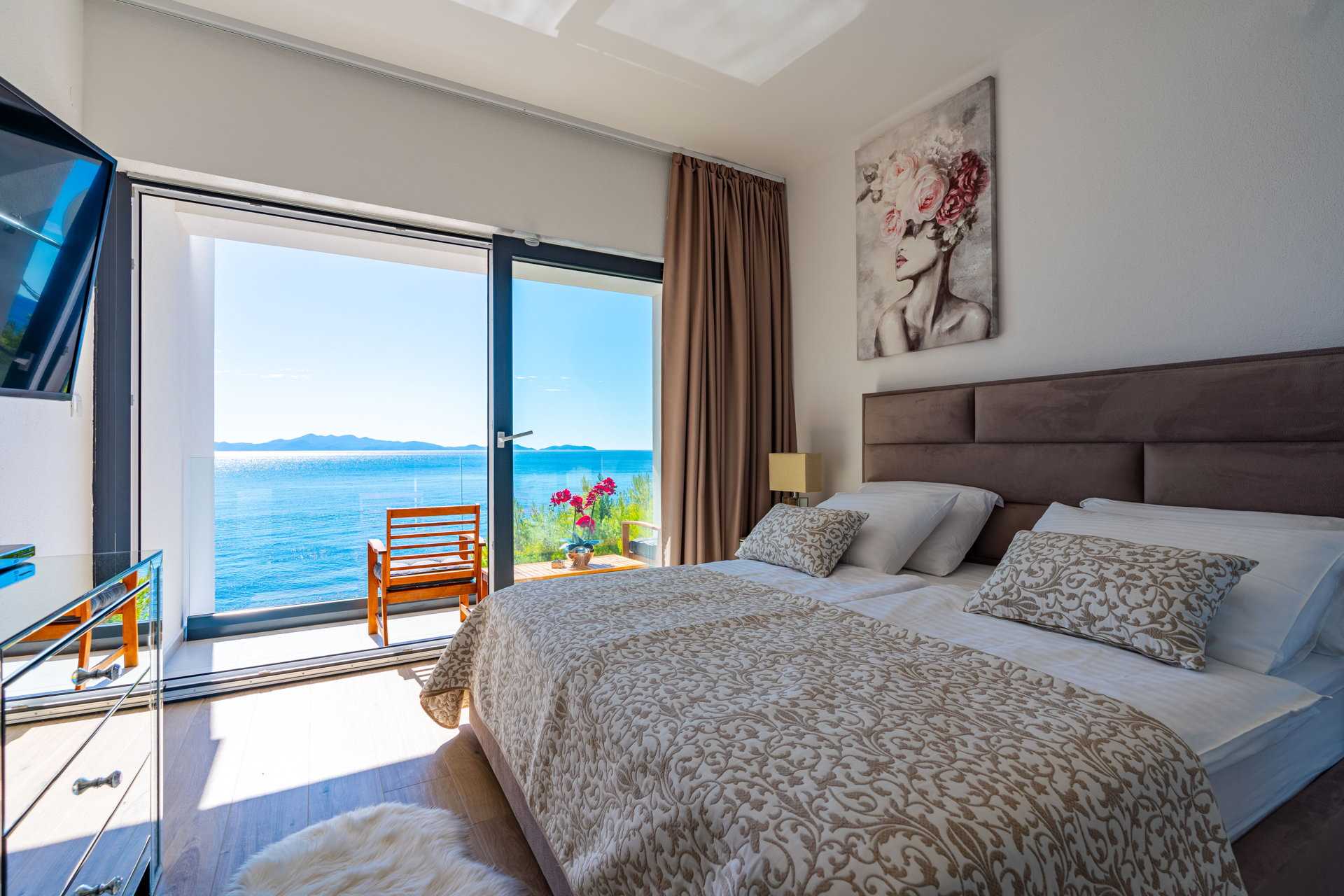 Luxury Villa Bianca with Pool