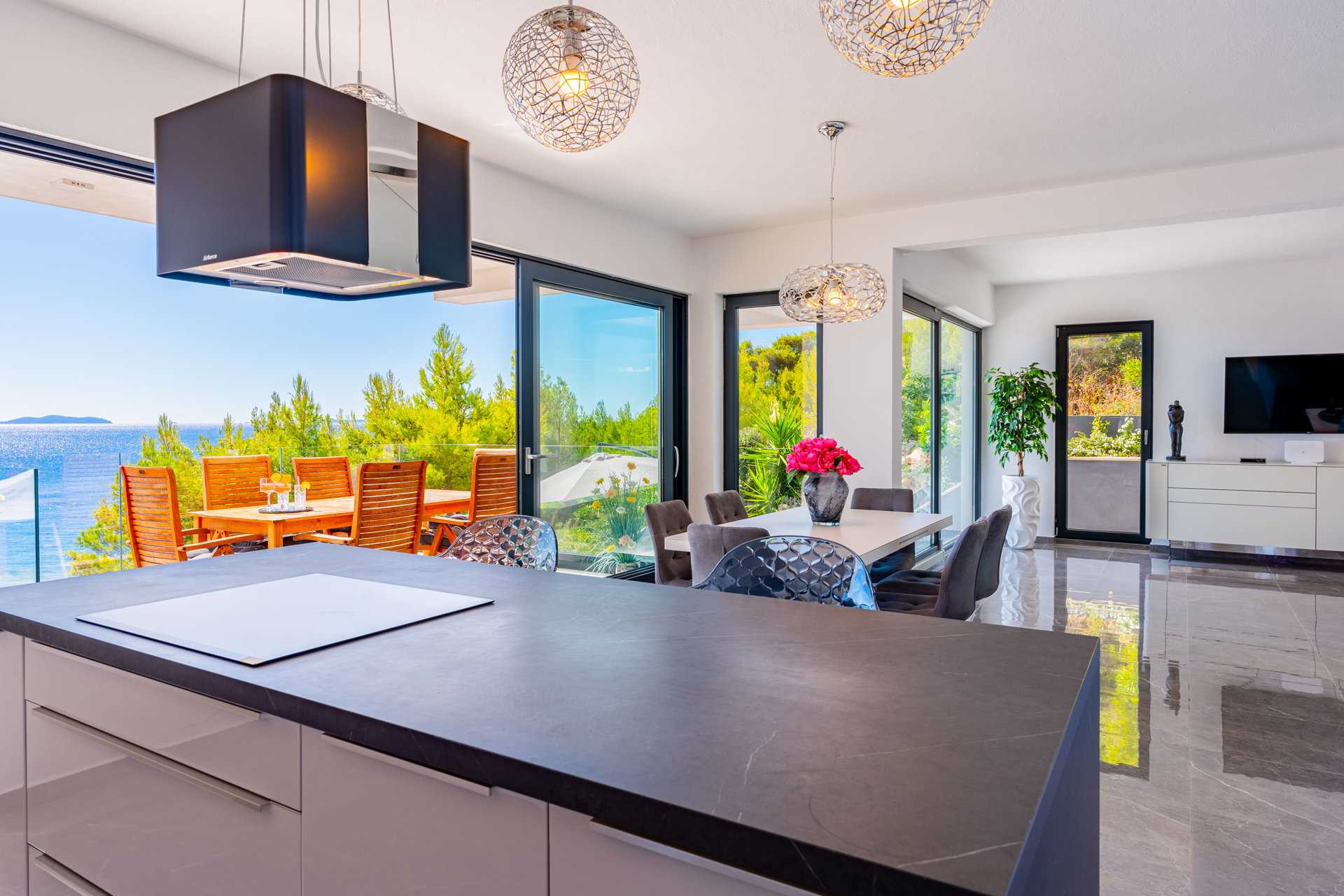 Luxury Villa Bianca with Pool