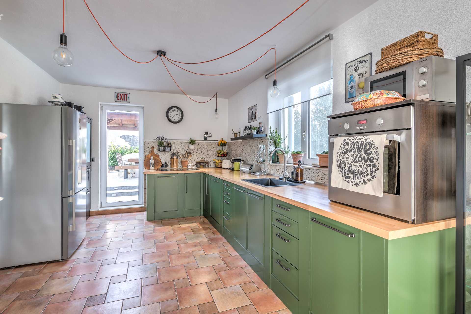 Villa Lettera with Pool