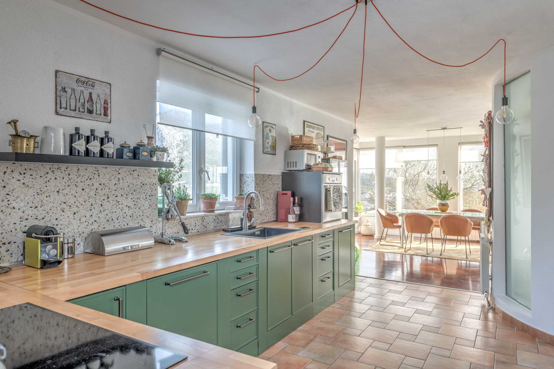 Villa Lettera with Pool