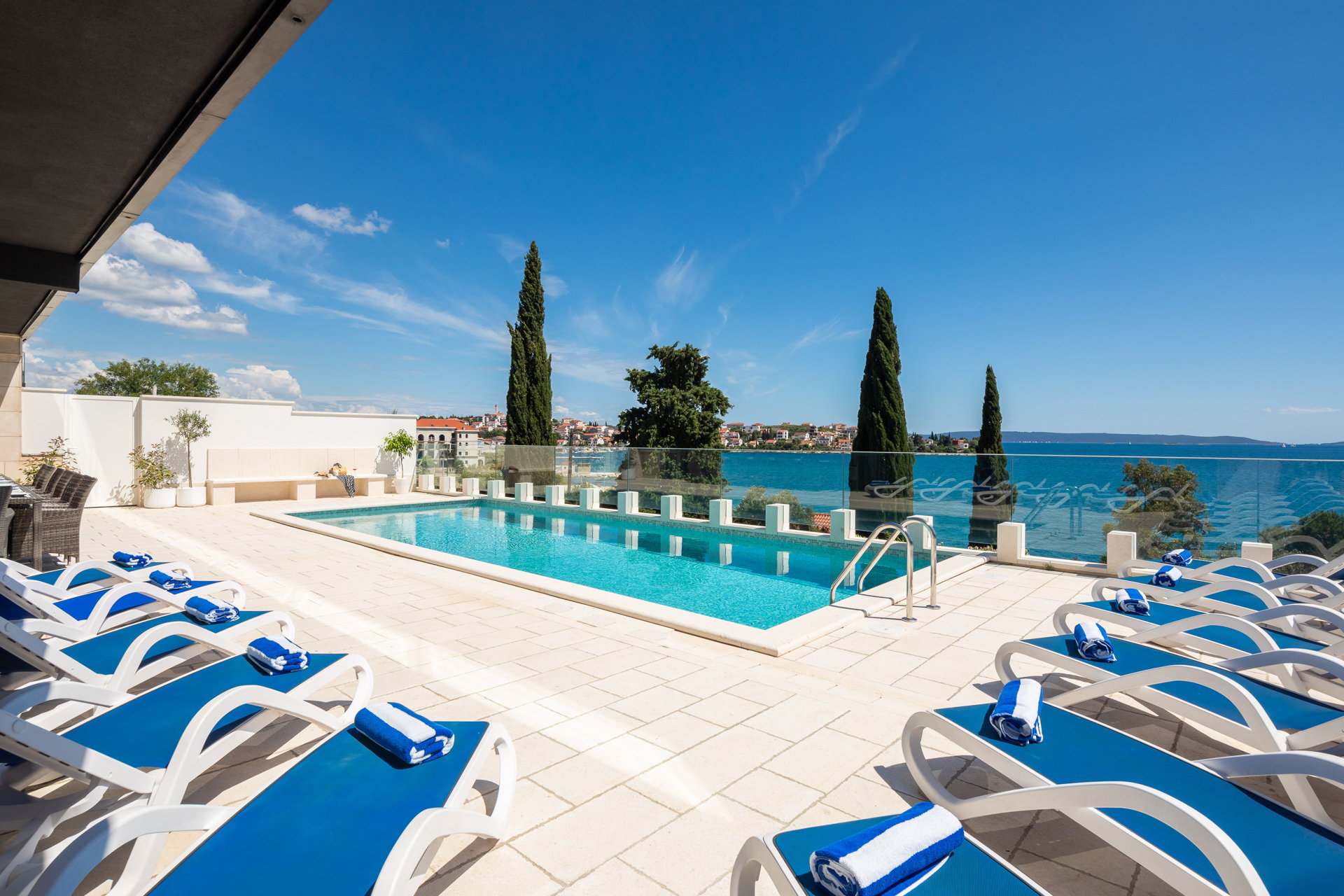 Villa Ocean View with Pool III