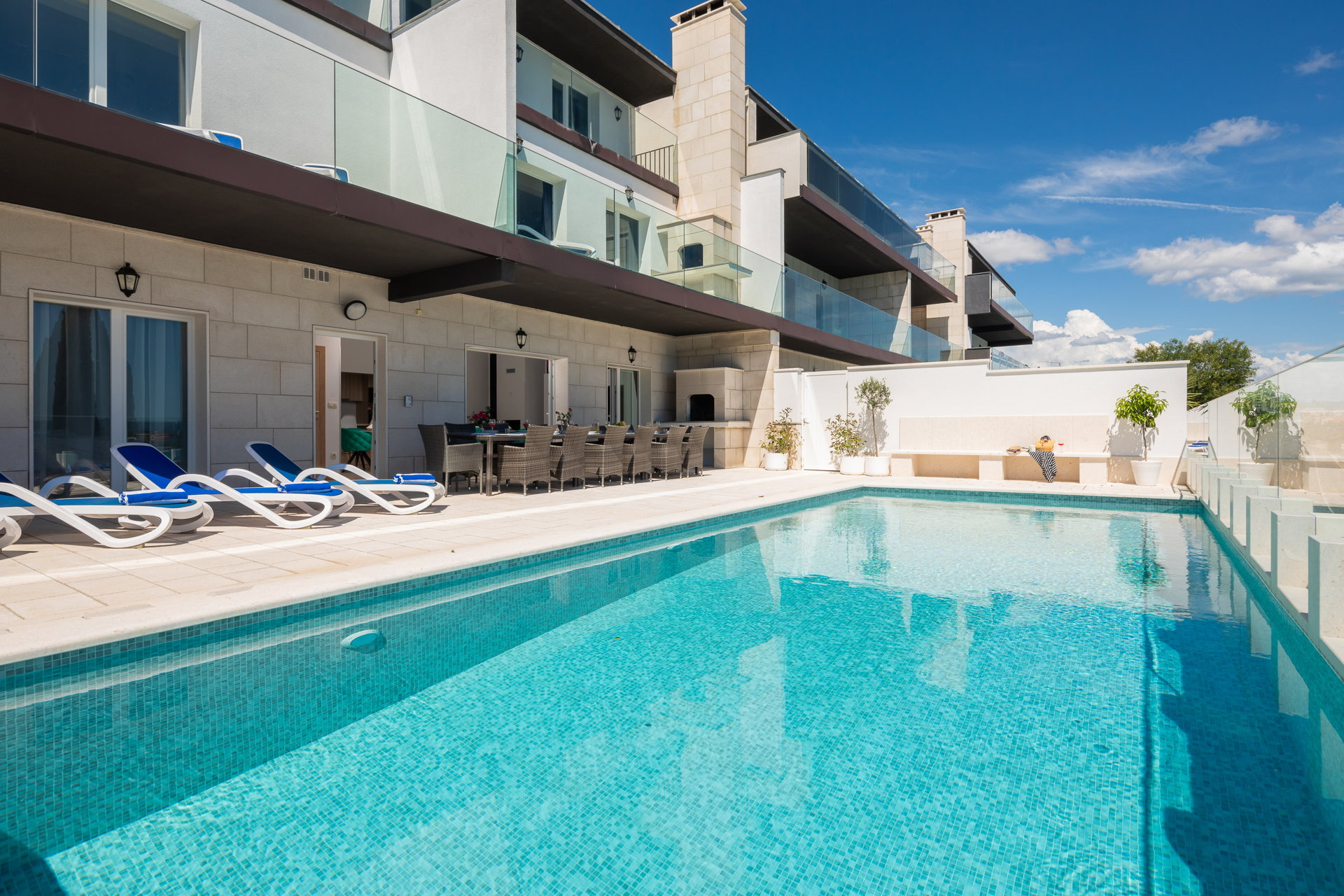Villa Ocean View with Pool III