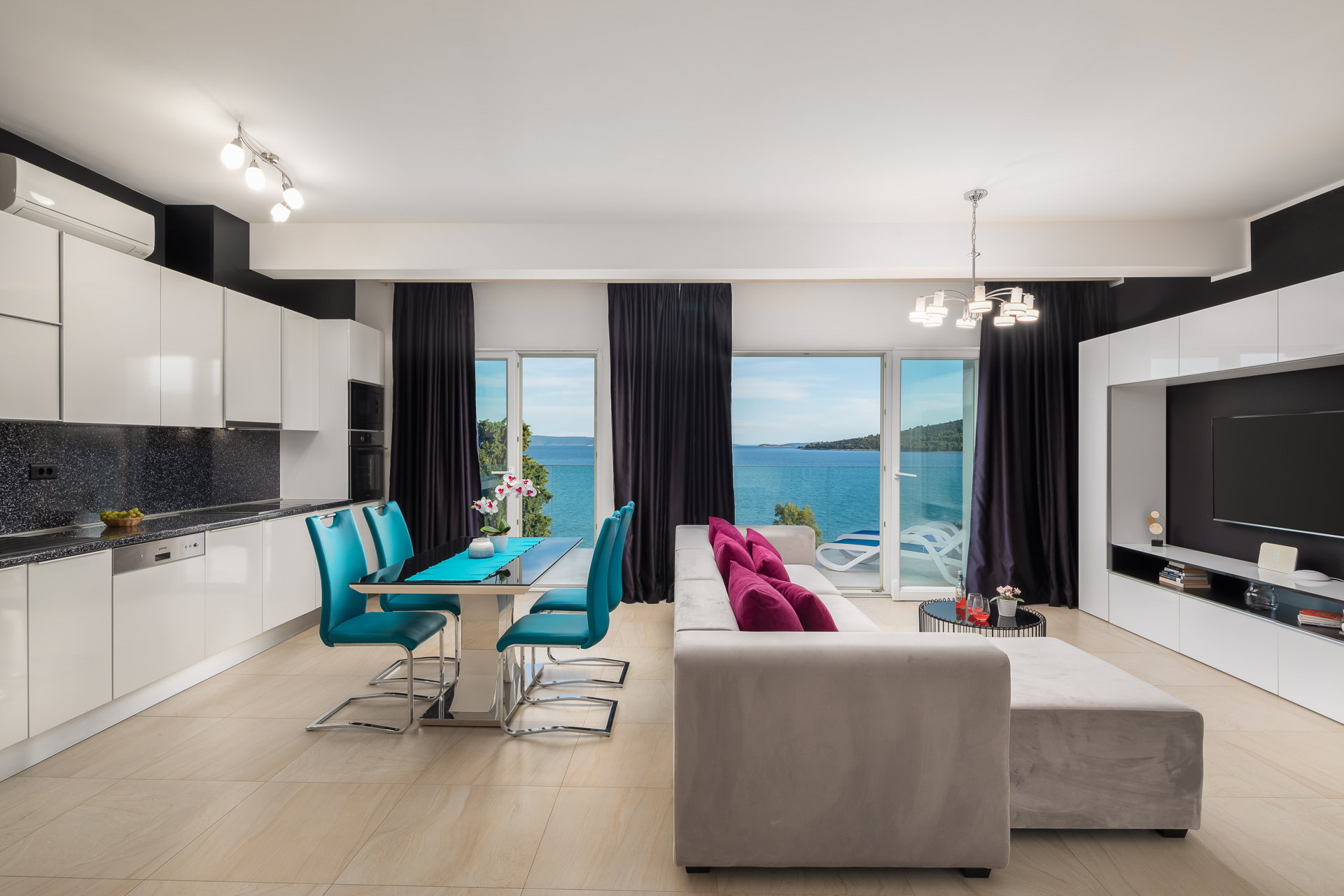 Villa Ocean View with Pool III