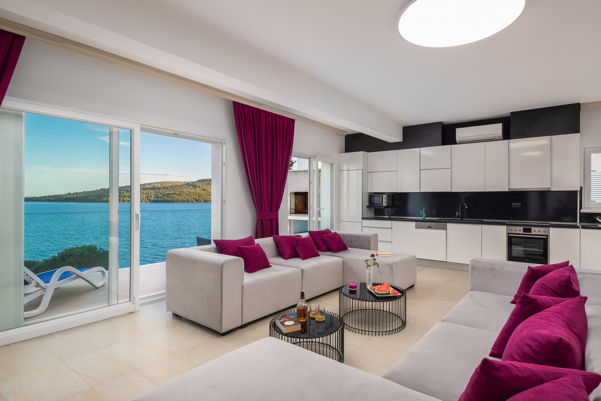 Villa Ocean View with Pool III