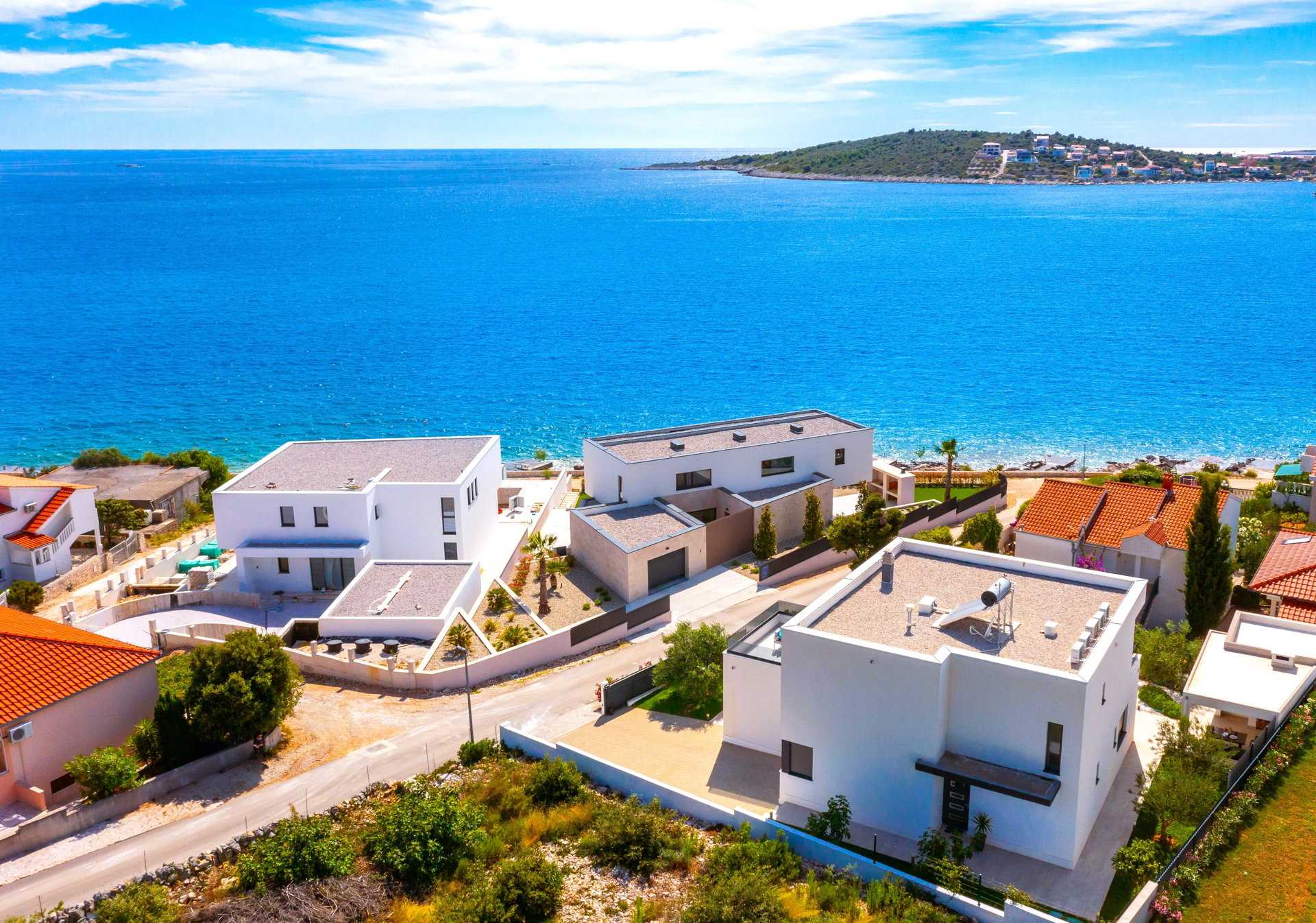Luxury Villa Tempera with Pool