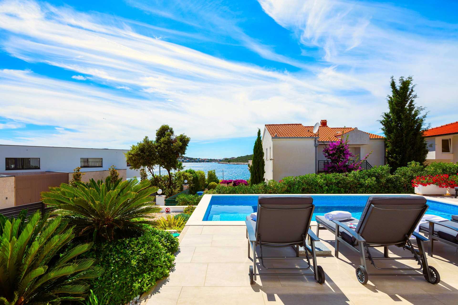 Luxury Villa Tempera with Pool
