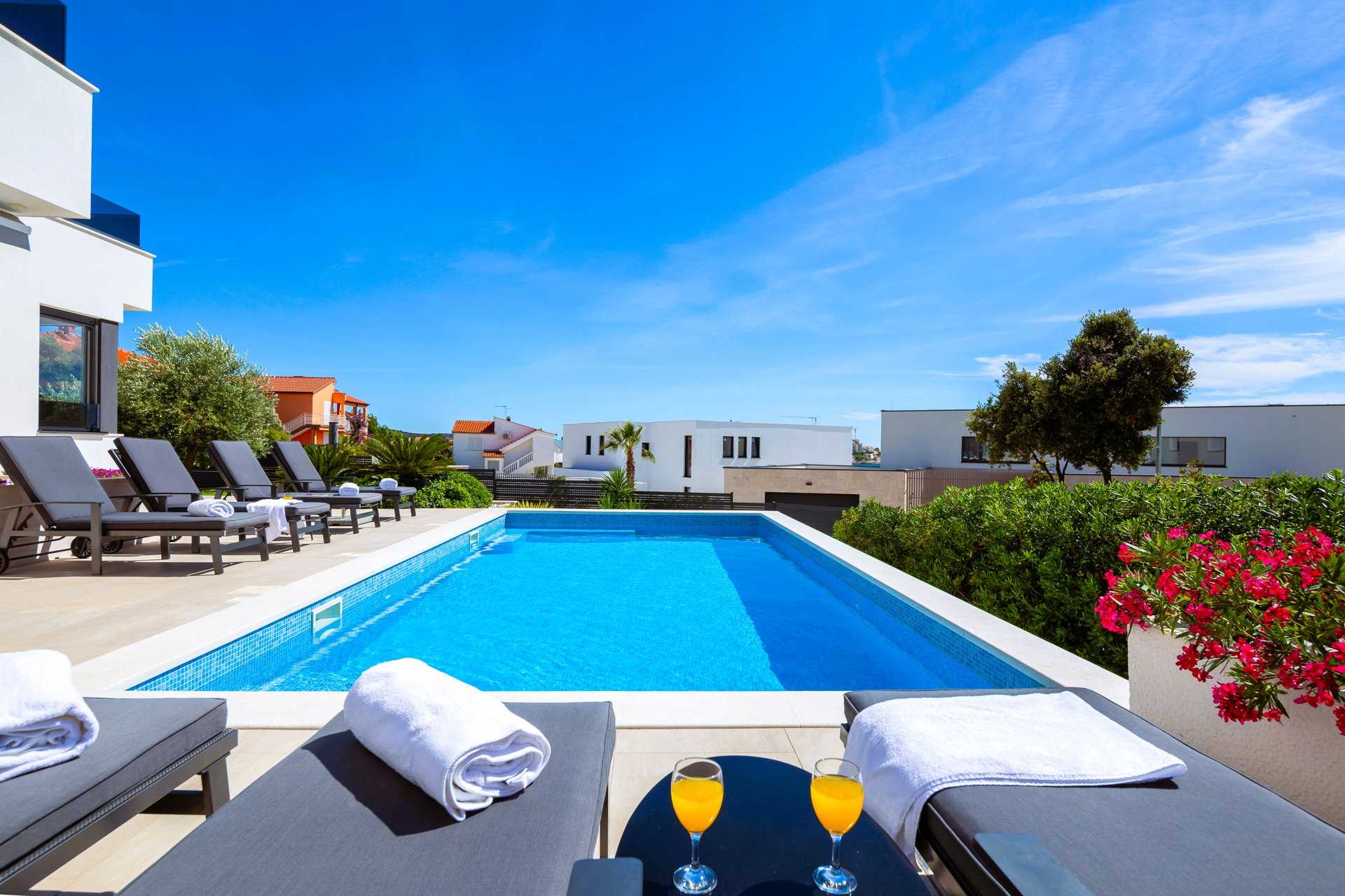 Luxury Villa Tempera with Pool