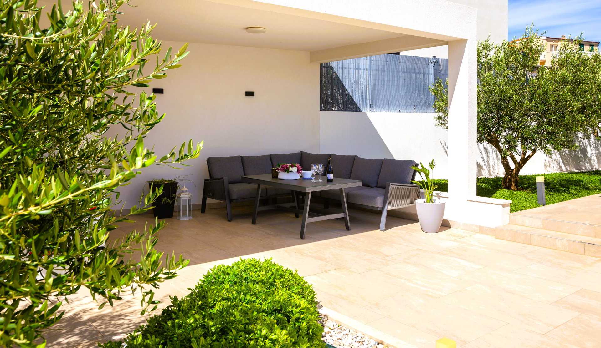 Luxury Villa Tempera with Pool