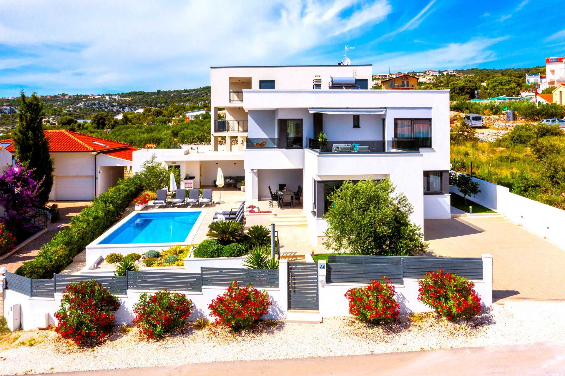Luxury Villa Tempera with Pool