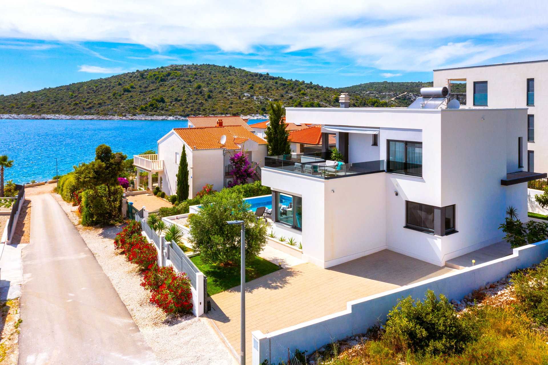 Luxury Villa Tempera with Pool
