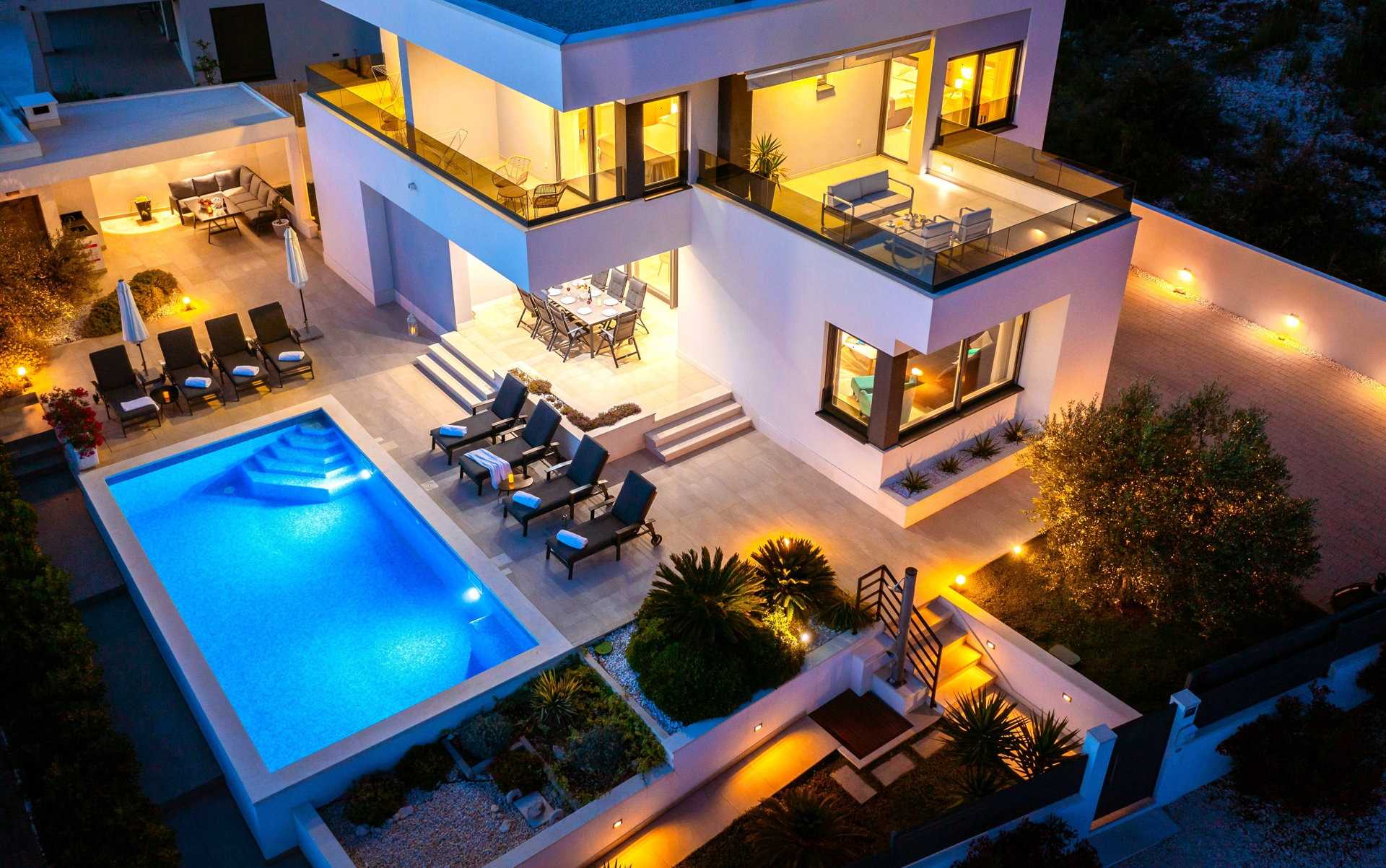 Luxury Villa Tempera with Pool