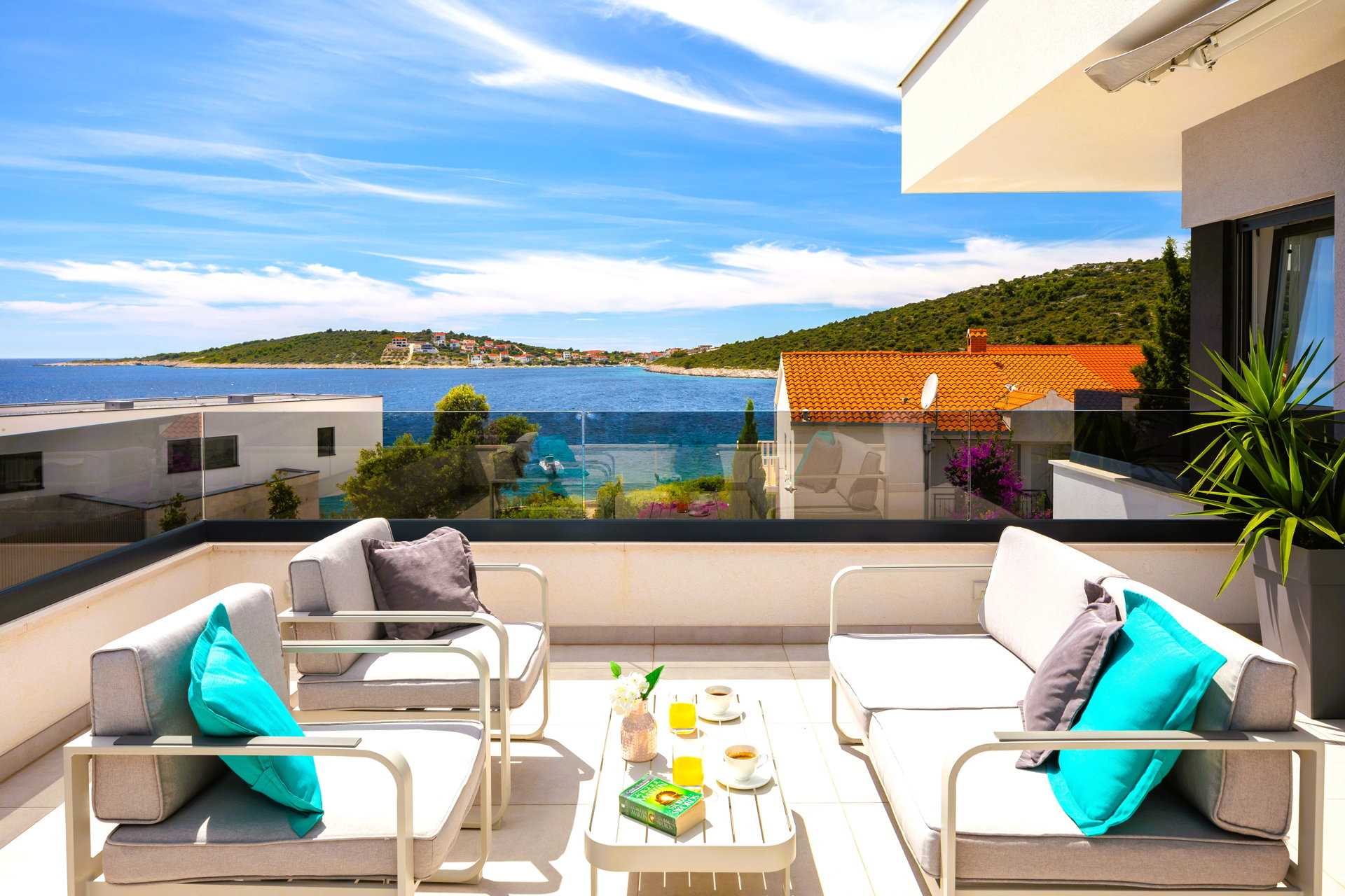 Luxury Villa Tempera with Pool