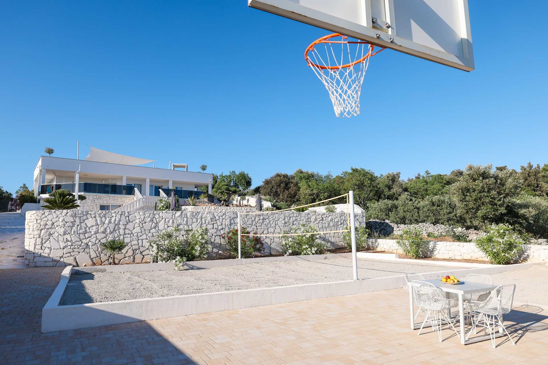 Villa Regina Azzurra with Pool