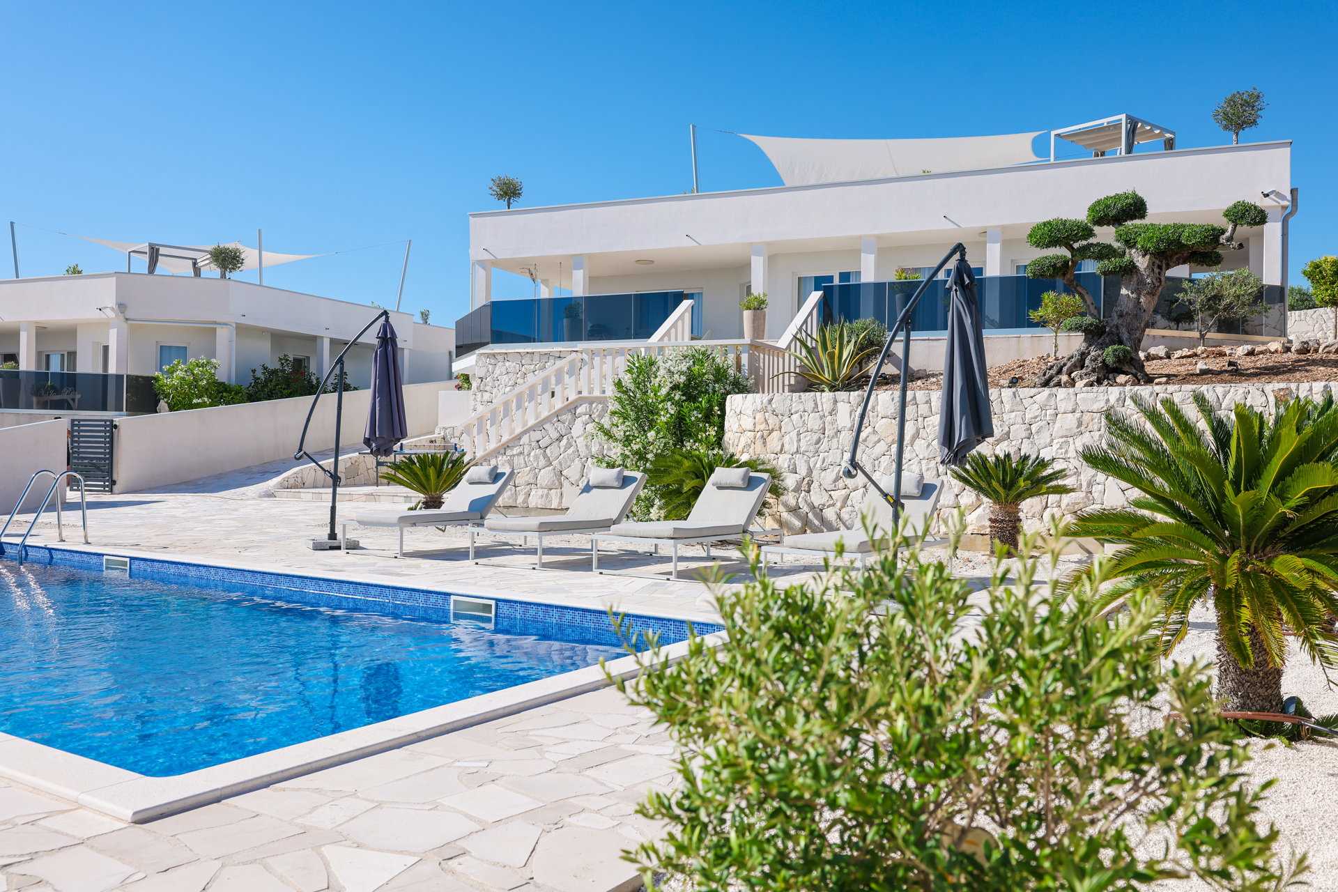 Villa Regina Azzurra with Pool