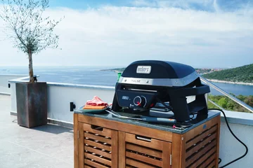 Family Villa with Pool and Terrace in Marina