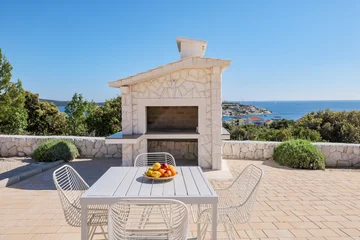 Family-Friendly Villa with Pool in Marina