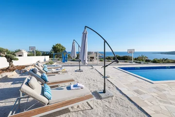 Family-Friendly Villa with Pool in Marina
