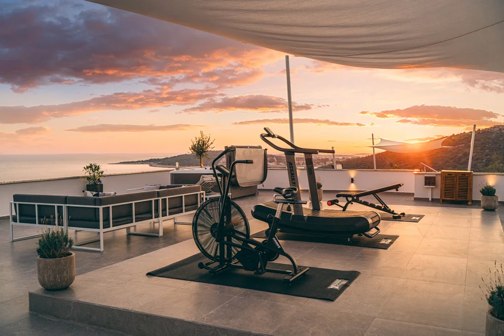 Family-Friendly Villa with Pool in Marina