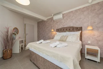 Family-Friendly Villa with Pool in Marina