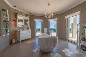 Family-Friendly Villa with Pool in Marina