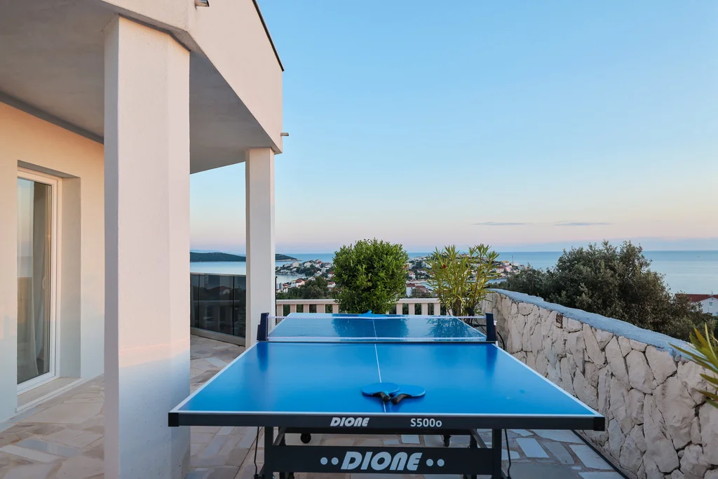 Family-Friendly Villa with Pool in Marina