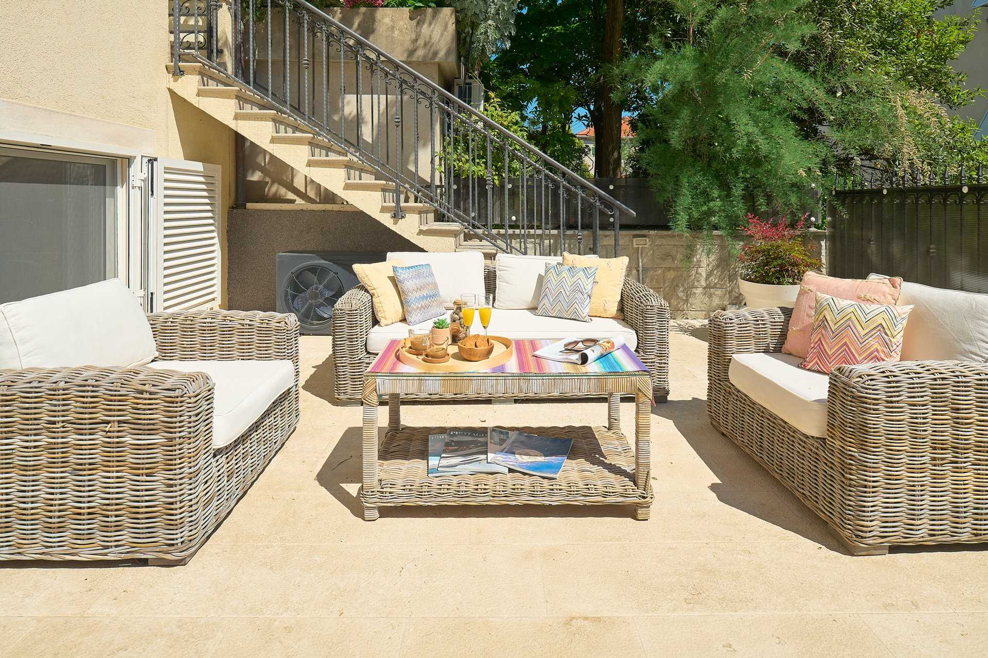Villa Richness with Pool