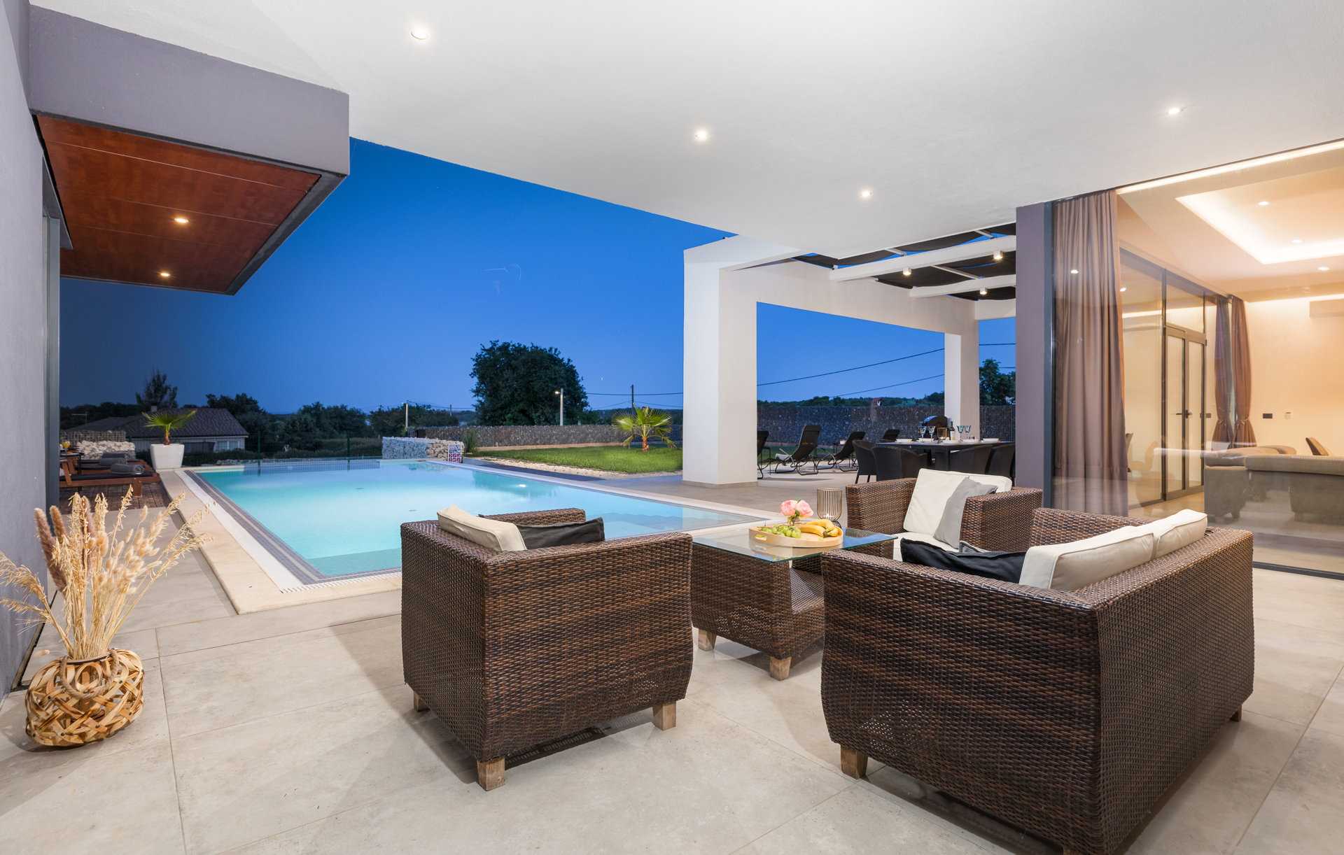 Luxury Villa Borealis with Pool