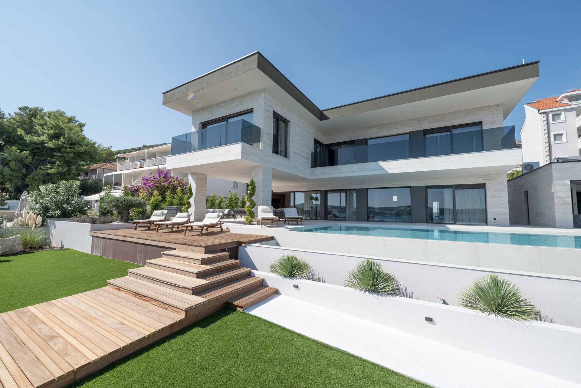 Beachfront Villa Nautilux with Pool