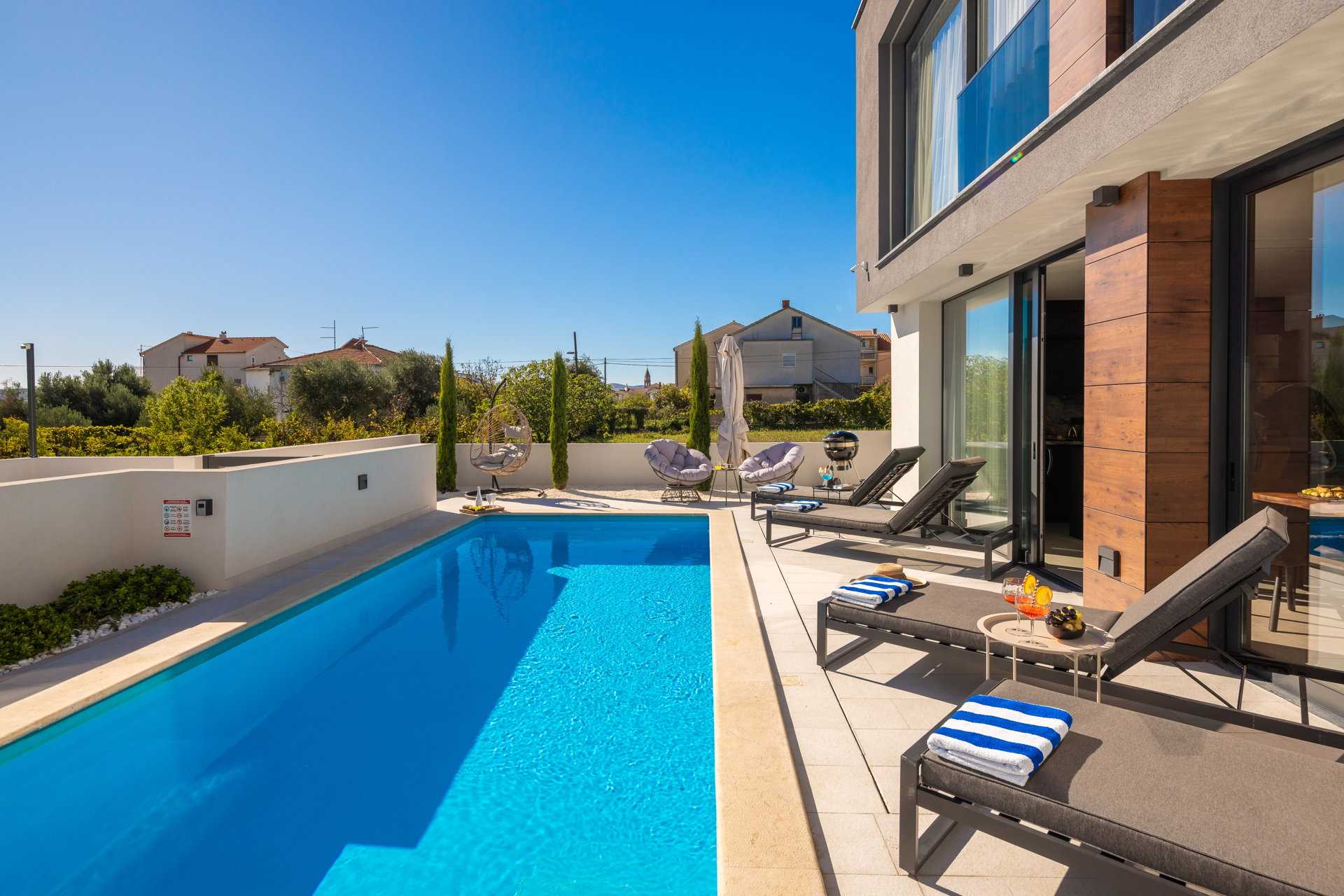 Lux Etera Villas Complex