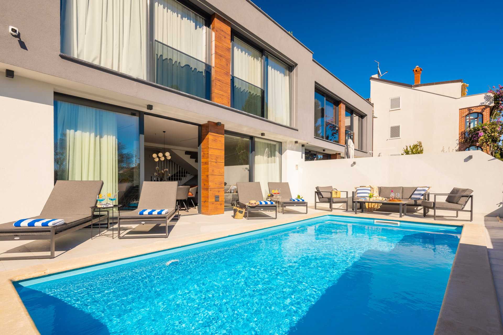 Lux Etera Villas Complex