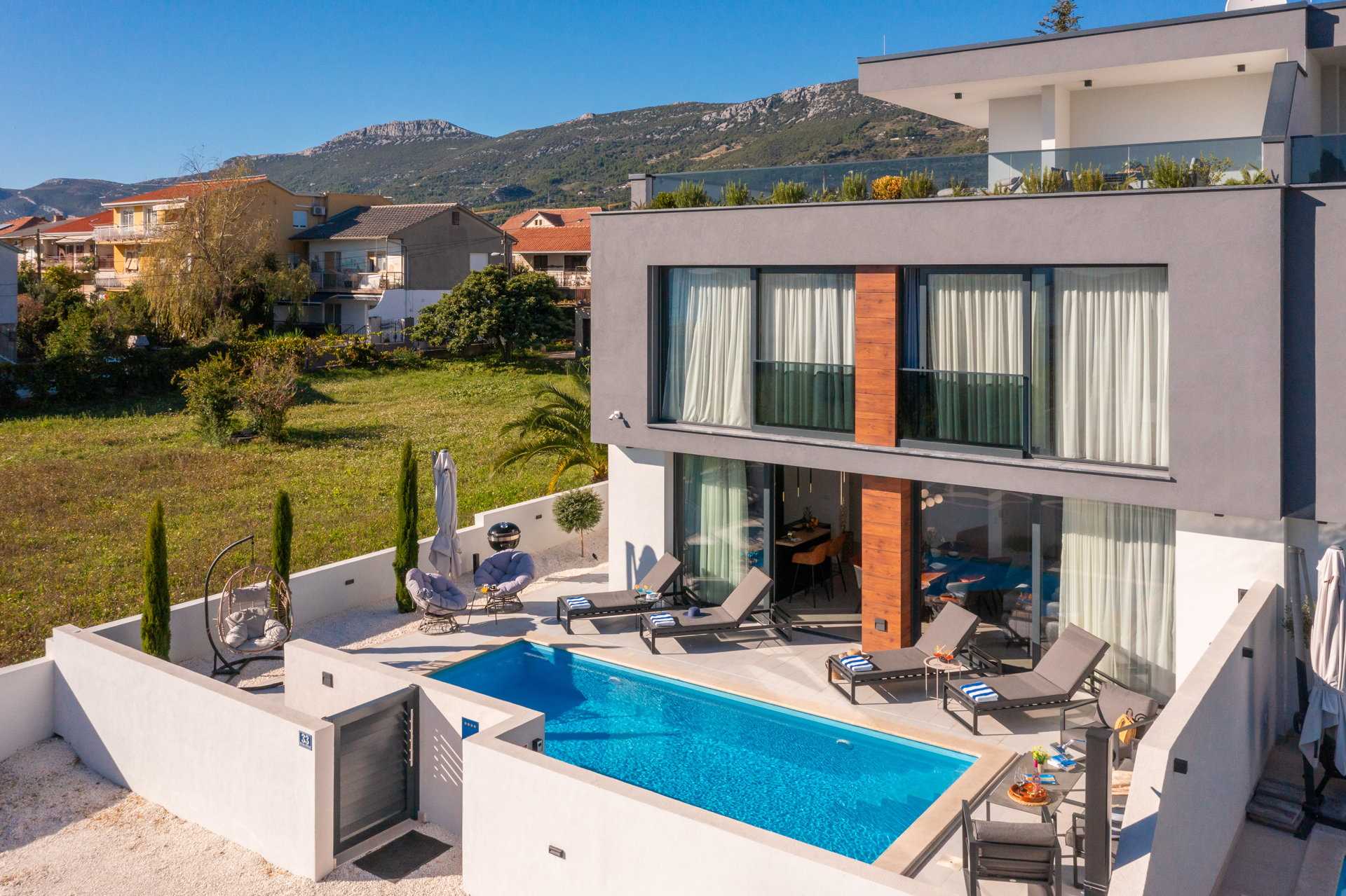 Lux Etera Villas Complex