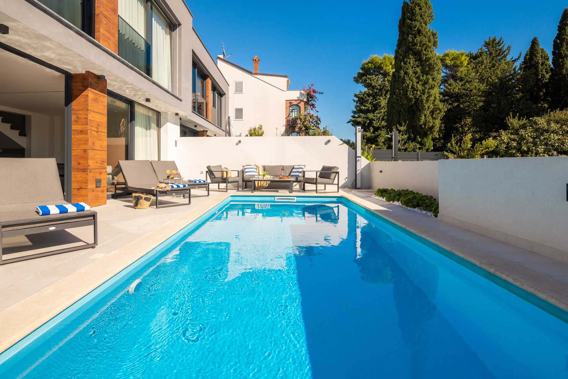Lux Etera Villas Complex