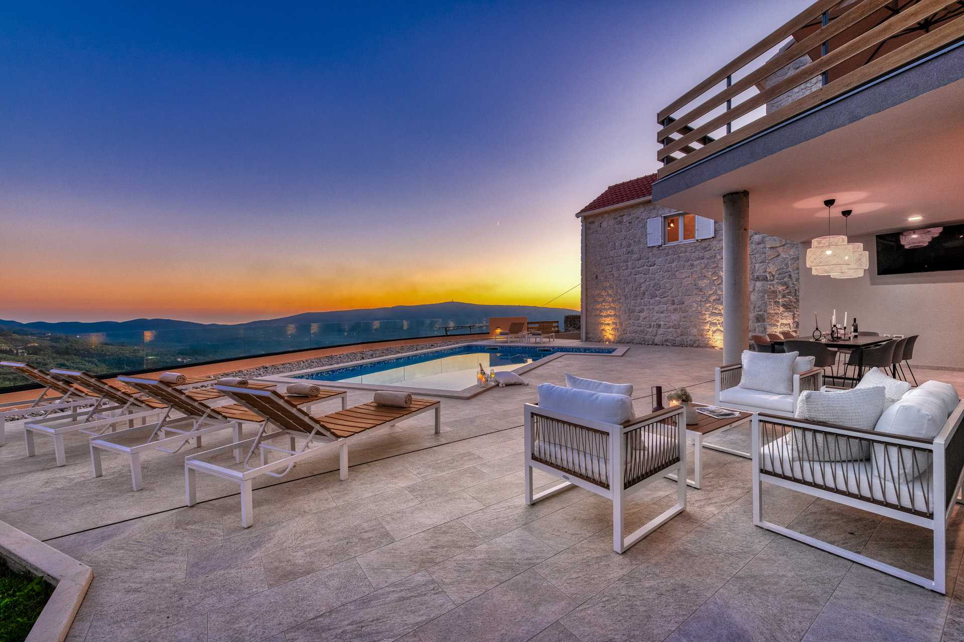 Villa Sentinel with Pool