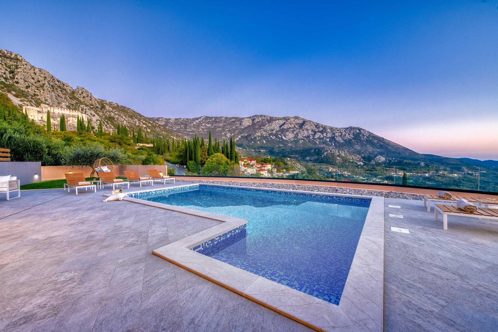 Villa Sentinel with Pool
