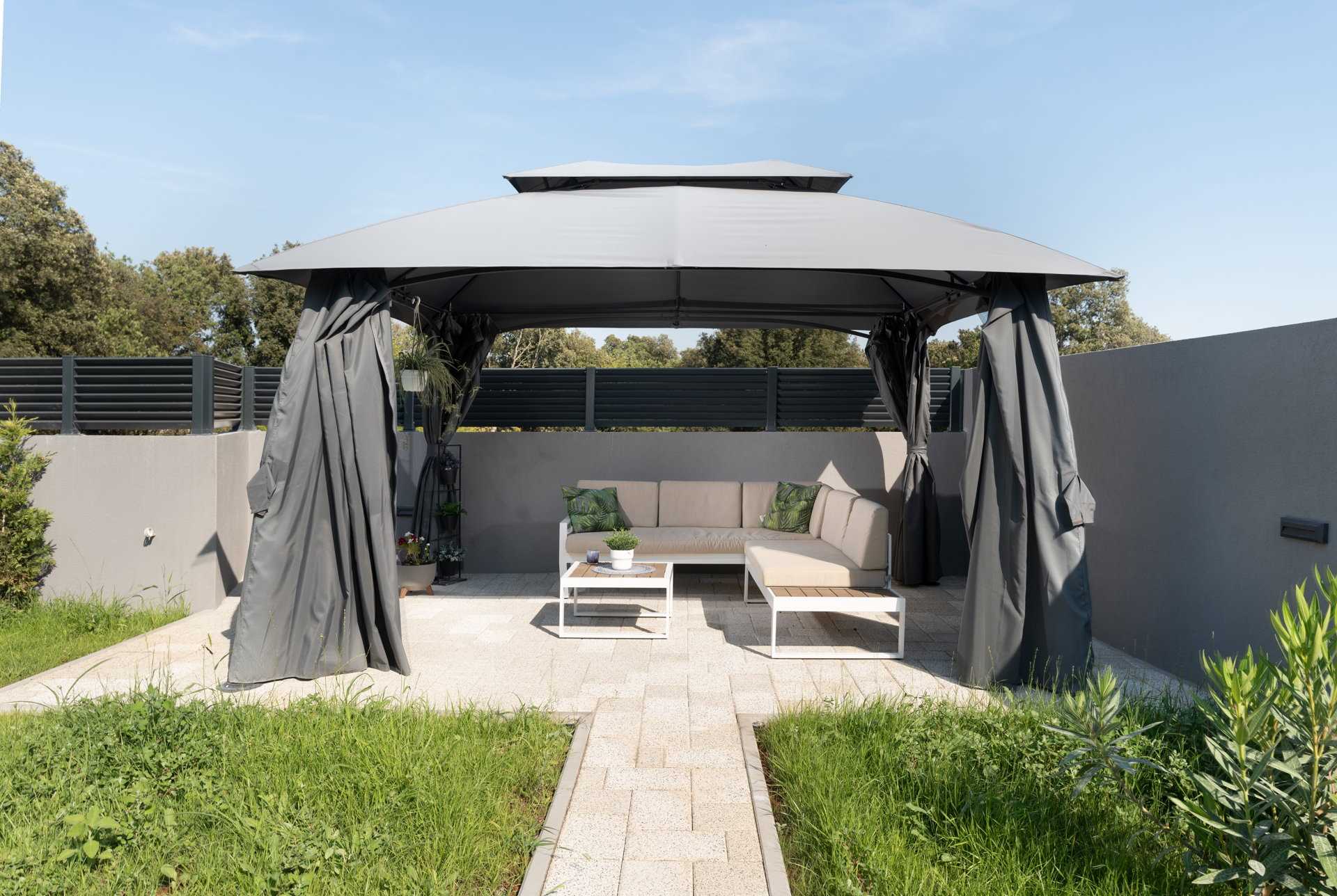 Villa Aura Prima with Pool