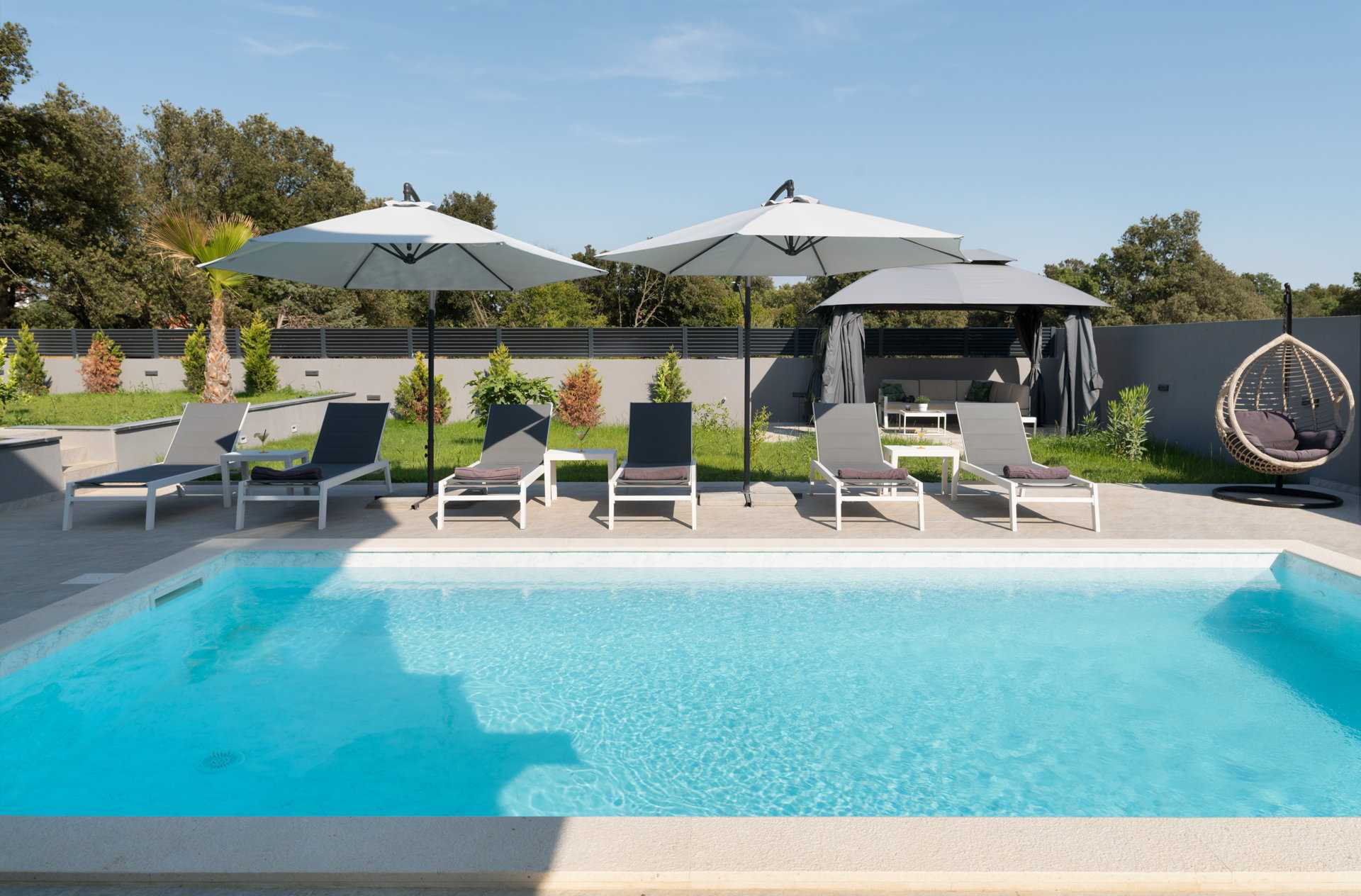 Villa Aura Prima with Pool