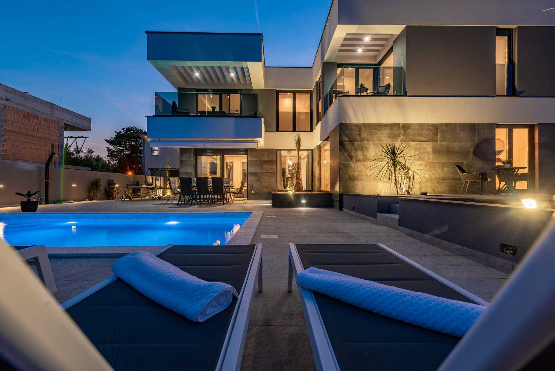Villa Aura Prima with Pool