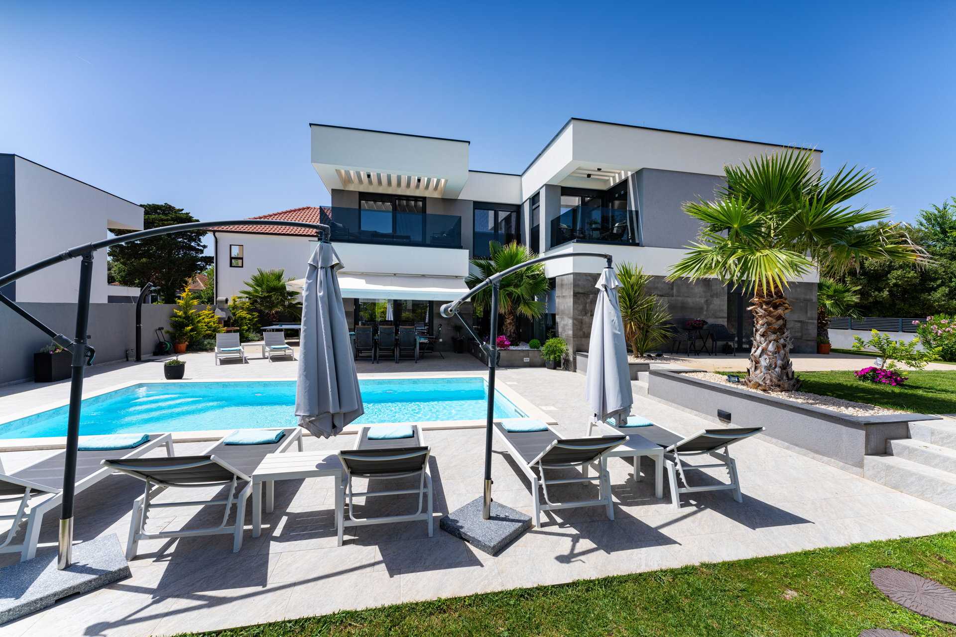 Villa Aura Prima with Pool