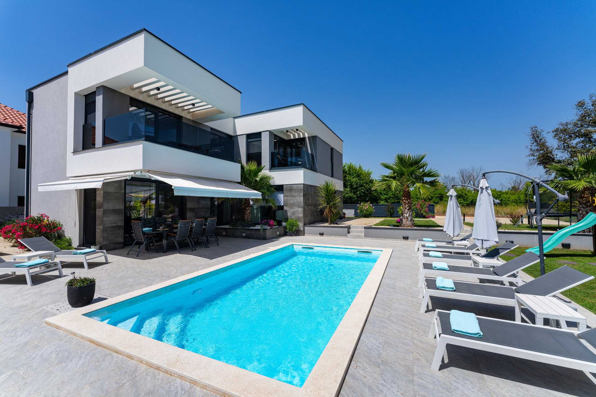 Villa Aura Prima with Pool